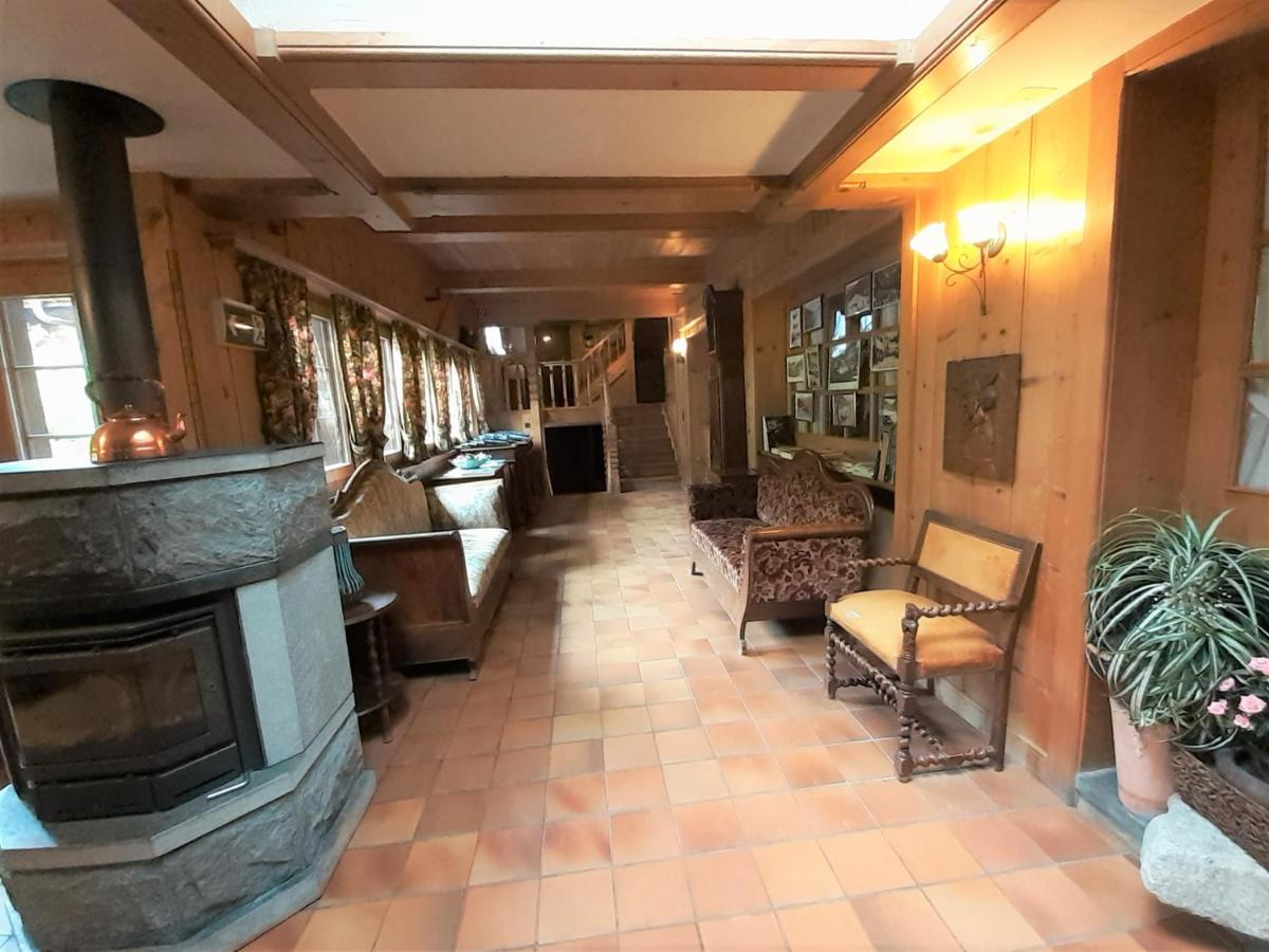 Le Catogne Hotel Orsières Buitenkant foto