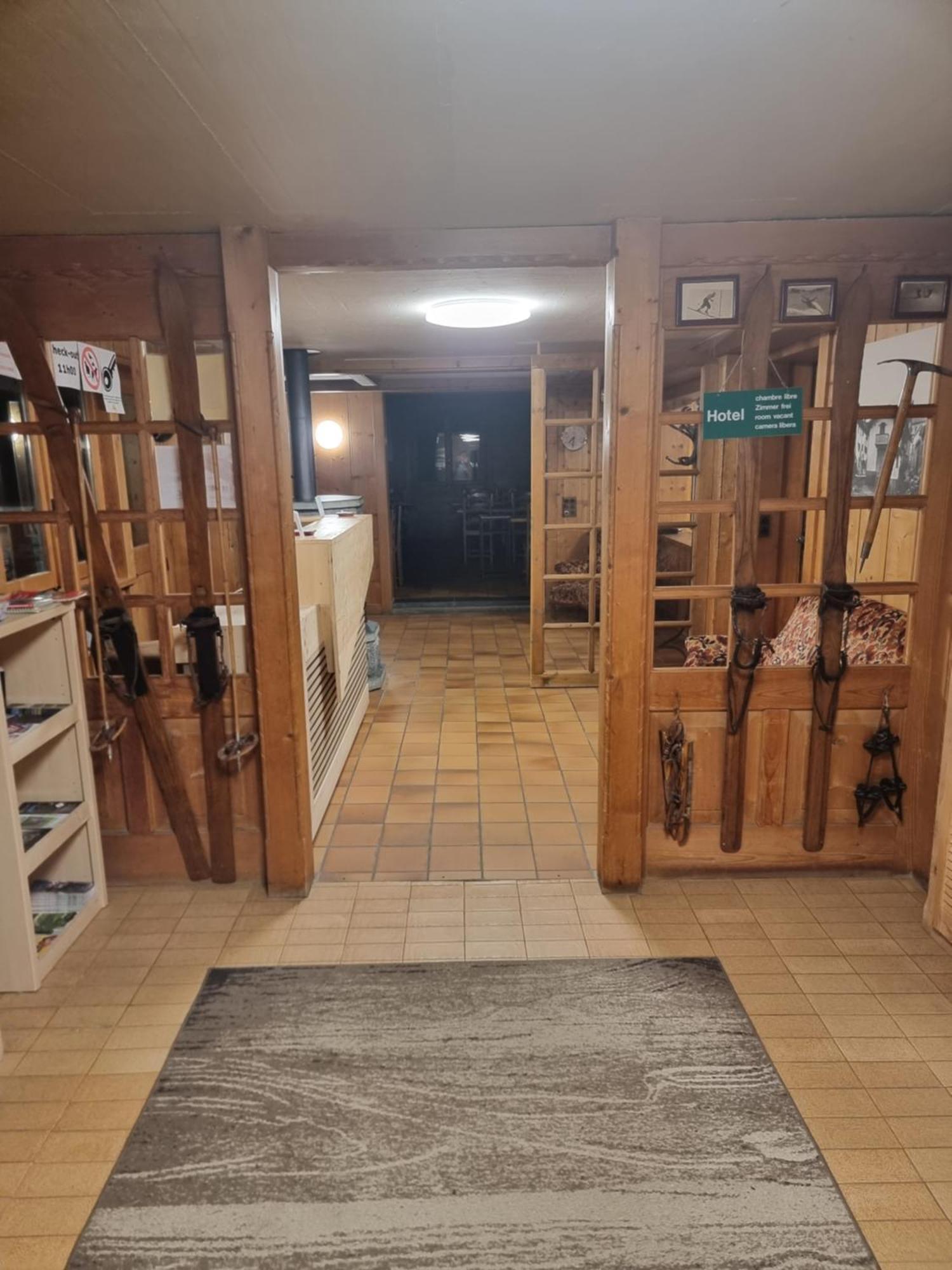 Le Catogne Hotel Orsières Buitenkant foto