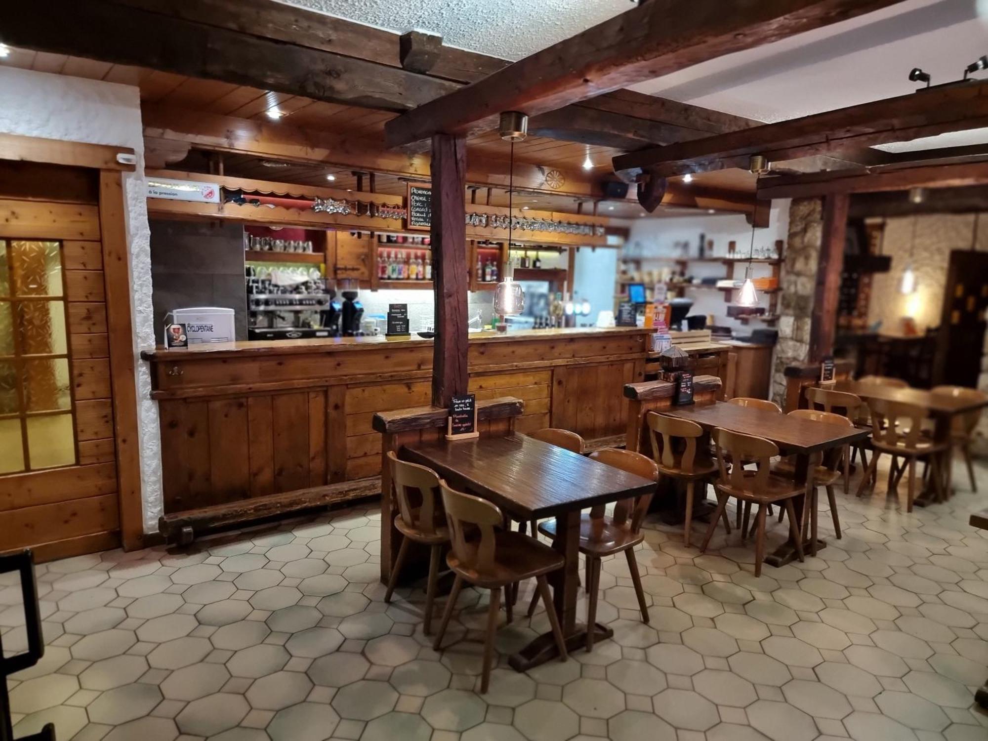 Le Catogne Hotel Orsières Buitenkant foto